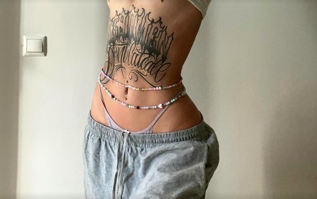 FoxyBebe420 actrice nue images