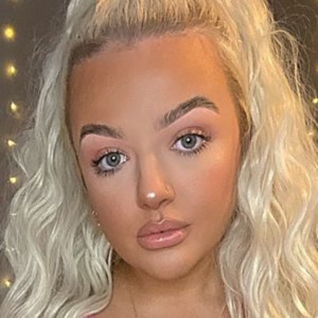 Irishblondiee actrice adulte des photos