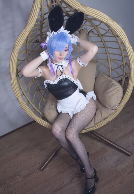 fans de nains à gros seins uniquement nu en haute qualité img