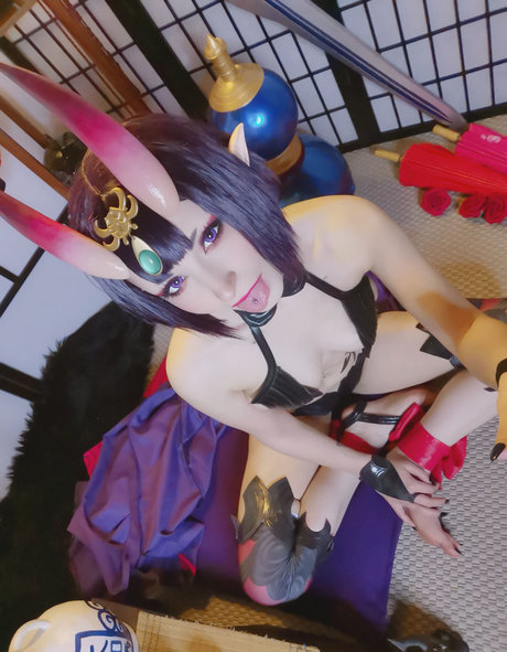 ShiroKitsune star du porno sympa images