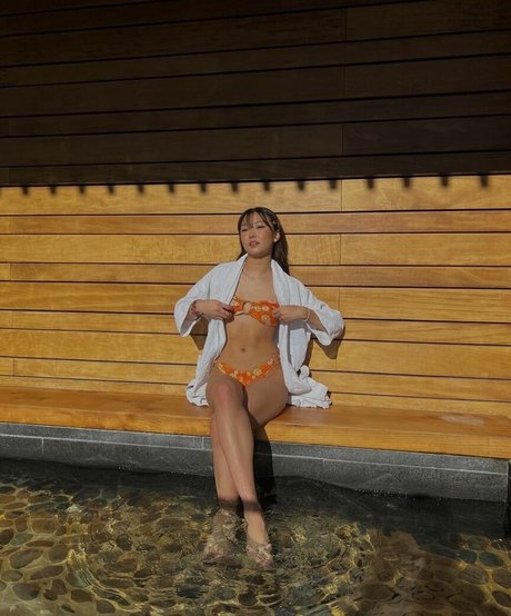 Hena Yang star du porno exclusive image