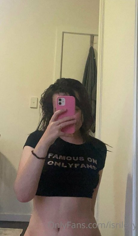 isrileyy actrice nue photo