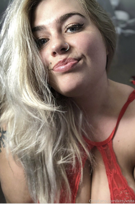 kittyxnita top star img