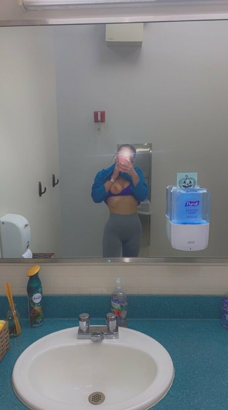 bbyblosssom modèle sexy image