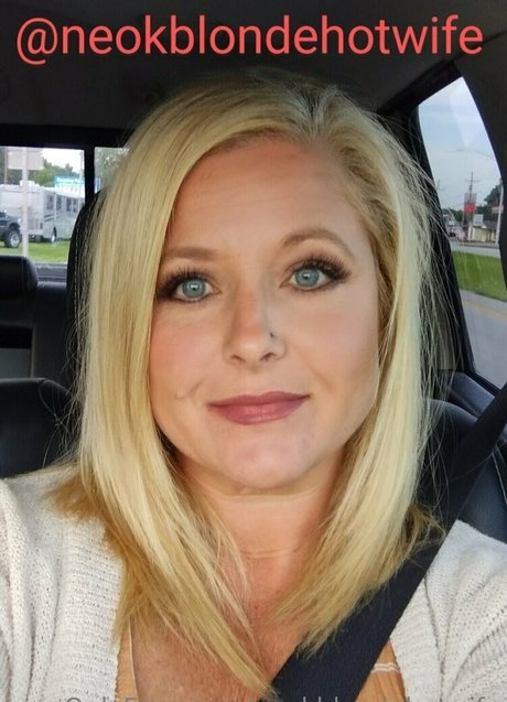 neokblondehotwife nus étoiles archive