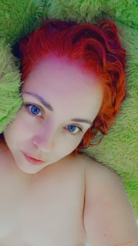 littlevicious étoile nue des photos