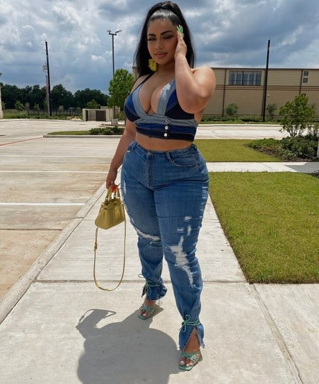 Megan Velez jolie star du porno galerie