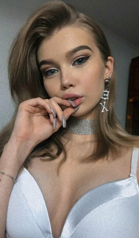 thebunnygirlxxx art modèle images