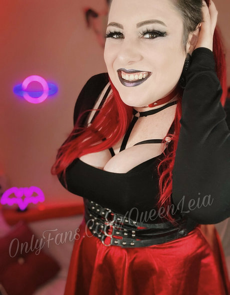 queenleiafree star érotique photos