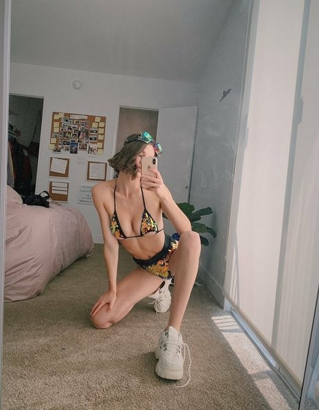 Michelle Ellyse Schlaman belle star du porno galerie