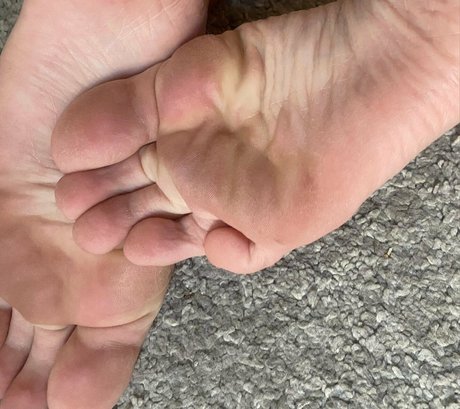 callyfeet33 modèle sexy photos