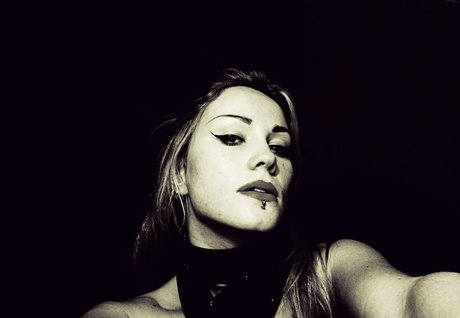 Sandra Gentvainyte belle actrice image