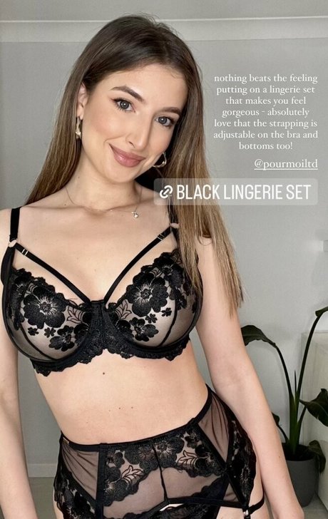 Bigb00biebible étoile adulte des photos