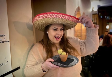 Babu Vale star du porno chaude photo