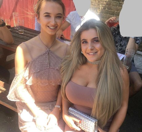 Beth G top star photos