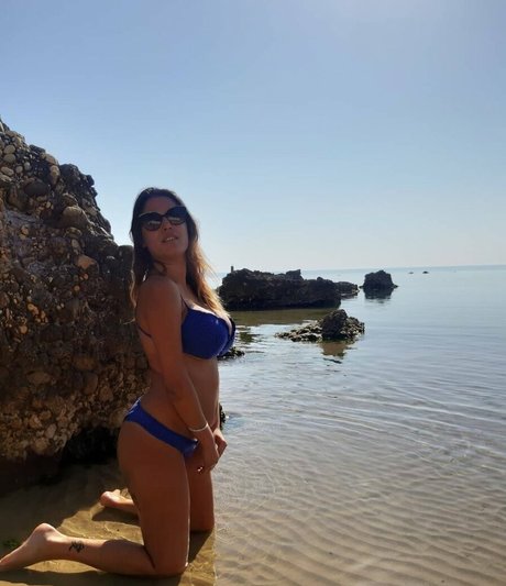 ileniatenaa modèles nus galeries