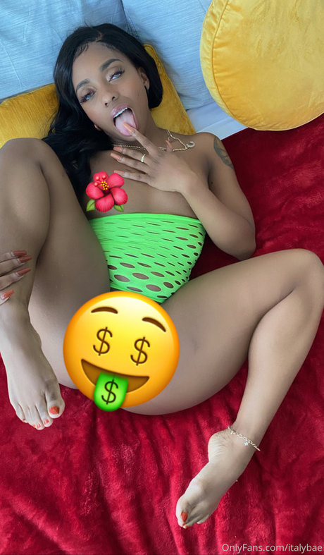 Italybae star du porno chaude image