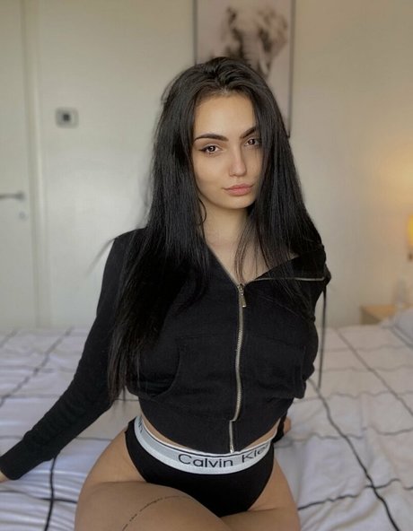 mikitty y joli modèle collection