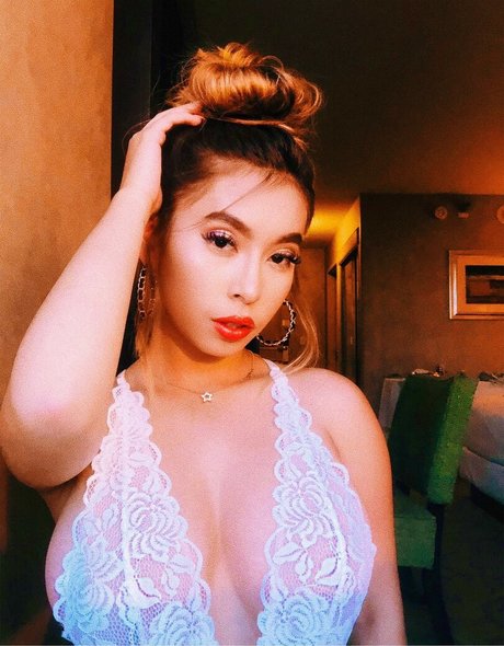 Thestarvasquez star exclusive galerie