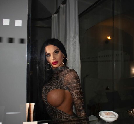 Adriane Linn art étoile photo