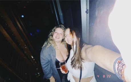 Martina B star du porno belle galerie