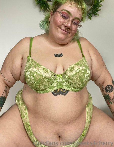 cheeks4cherry étoile de l'art photo