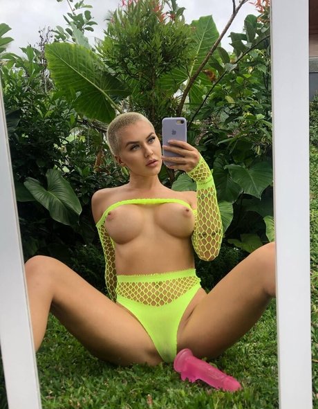 Laboredmantra928 actrice nue galeries