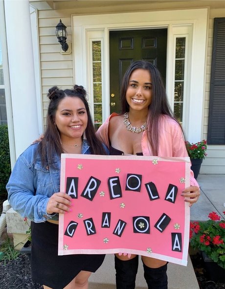 Nerdysara star du porno sympa collection