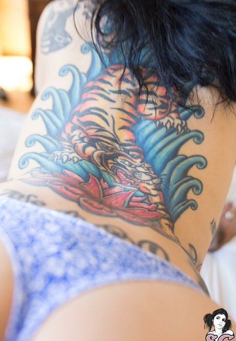 gros seins asiatiques onlyfans meilleur chaud collection