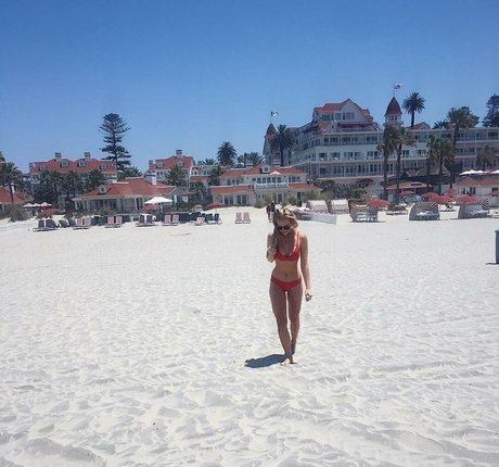 meganmcintosh5 modèle hd collection