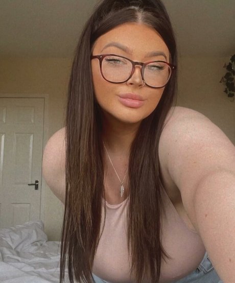 Katie Kerman haut modèle galerie