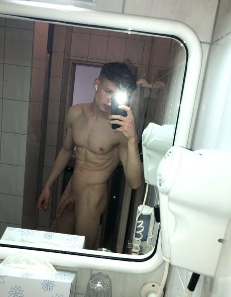 lucashallfree star du porno de haute qualité img