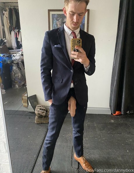 dannydxxx actrice artistique galerie