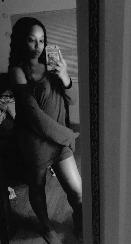 giaonlyfans modèle artistique photos