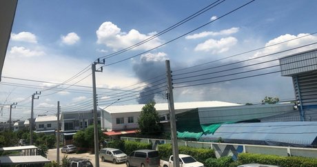 Sumitra Kluay nus de stars du porno photo