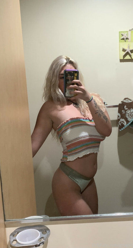 avaler du sperme uniquementfans parfait image