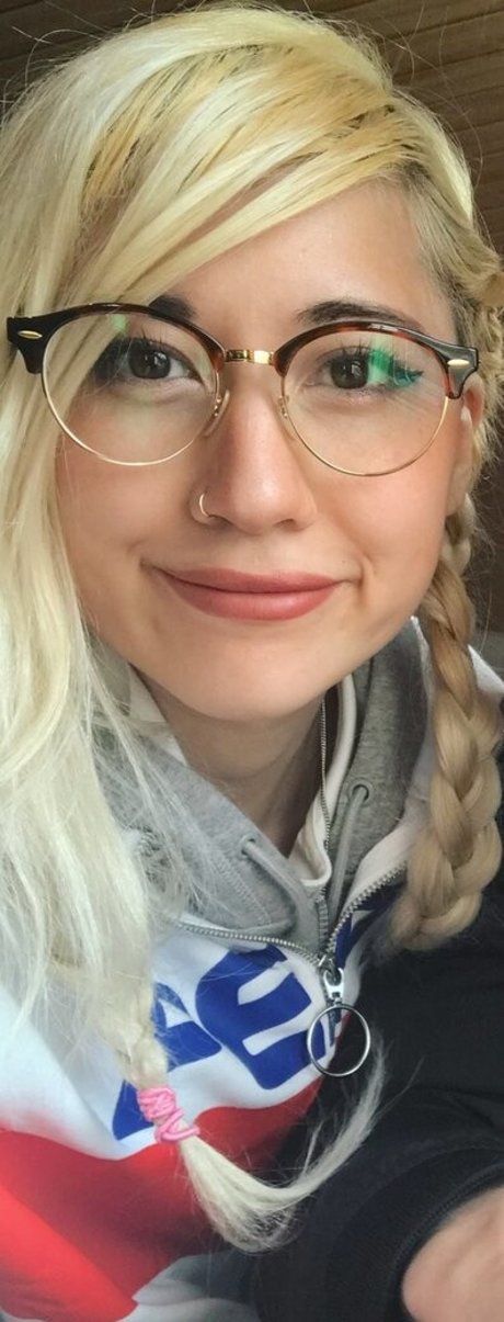 Sinneddonut modèle magnifique photos