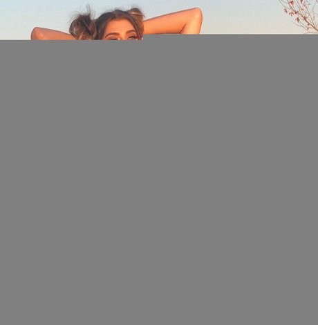 atmollyx star du porno exclusive des photos