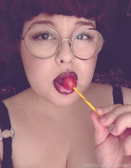 gros seins maigres onlyfans sympa érotique des photos