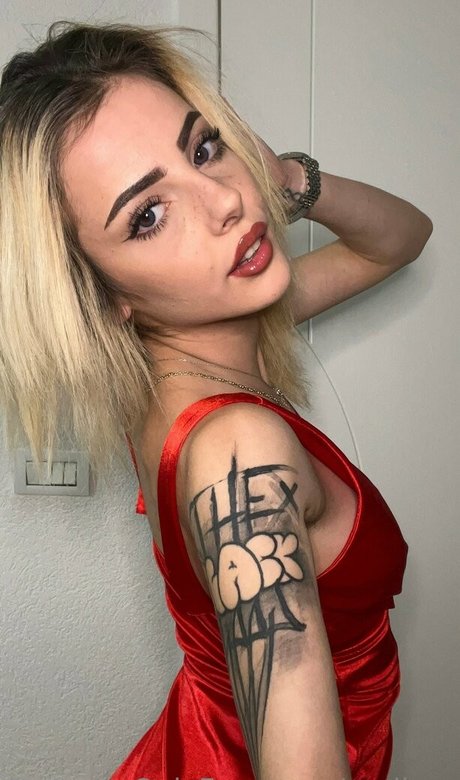 aprilrae modèle magnifique photo