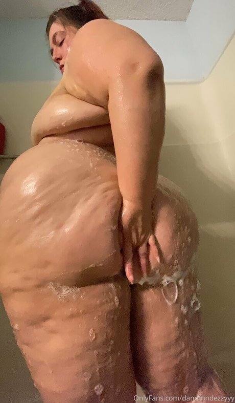 Damnnndezzyyy star pornographique photos