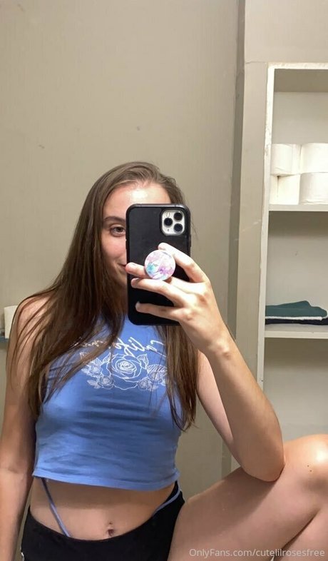 cutelilrosesfree modèle adulte images