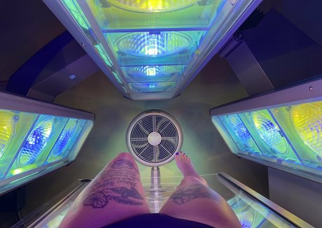 pom-pom girl nue onlyfans top sympa collection