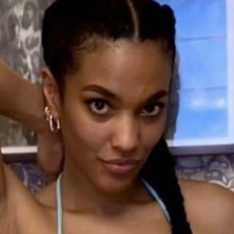 Freema Agyeman étoile xxx galerie
