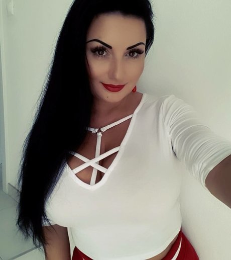 Rita Kyslinger belle star du porno photos