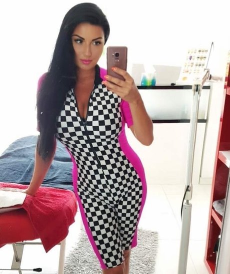 Rita Kyslinger art modèle archive