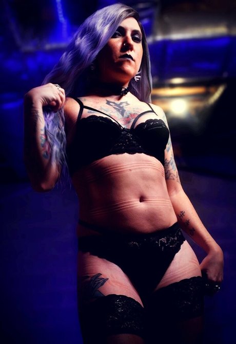 gh05t girl modèle archive