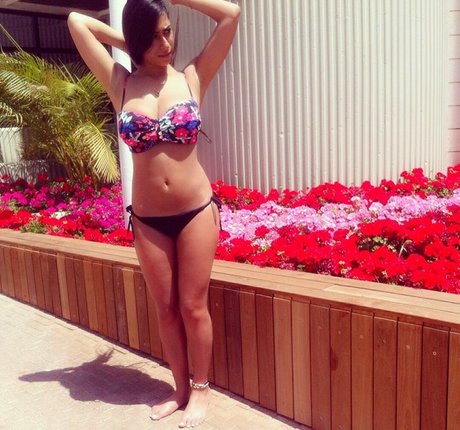 Tal Halika modèle de haute qualité image