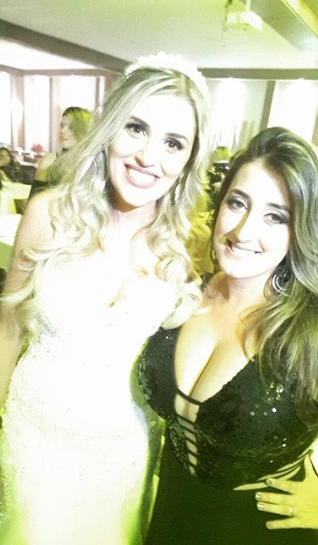 Michelly Rebechi star du porno gratuit galeries