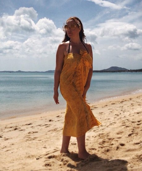 Serena Roberti modèle sexy archive